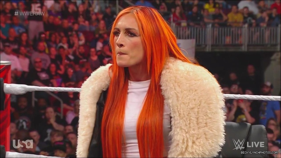 WWE_Monday_Night_Raw_2023_05_22_720p_HDTV_x264-NWCHD_mp4_005490372.jpg