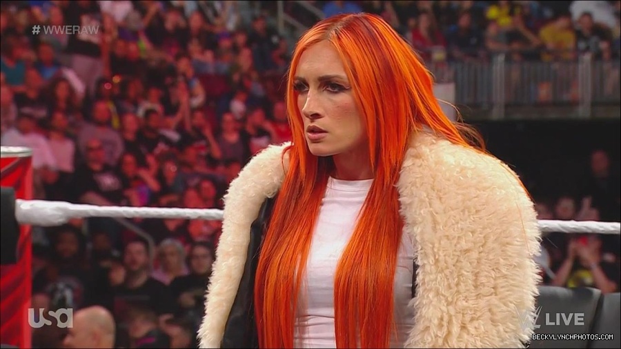 WWE_Monday_Night_Raw_2023_05_22_720p_HDTV_x264-NWCHD_mp4_005495978.jpg