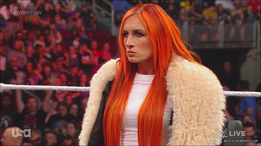 WWE_Monday_Night_Raw_2023_05_22_720p_HDTV_x264-NWCHD_mp4_005496778.jpg