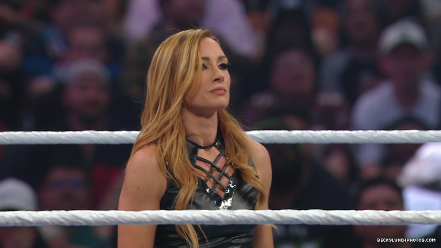 WWE_Wrestlemania_41_Sunday_Becky_Lyra_vs_Liv_Raquel5B28013992292025-06-05-18-40-575D.JPG