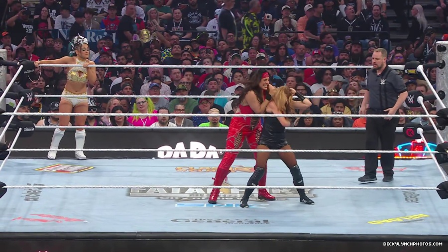 WWE_Wrestlemania_41_Sunday_Becky_Lyra_vs_Liv_Raquel5B28014510292025-06-05-18-41-145D.JPG