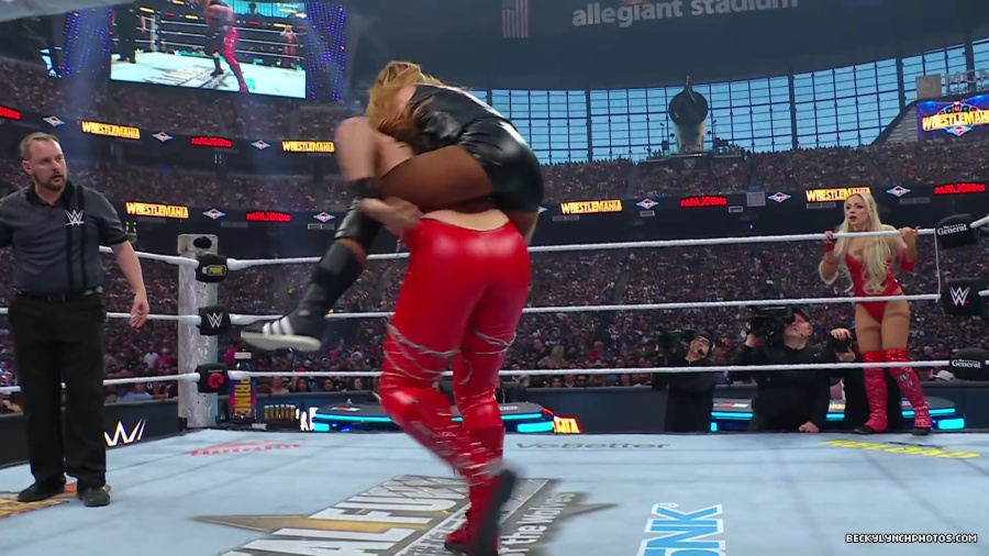 WWE_Wrestlemania_41_Sunday_Becky_Lyra_vs_Liv_Raquel5B28014882292025-06-05-18-41-265D.JPG