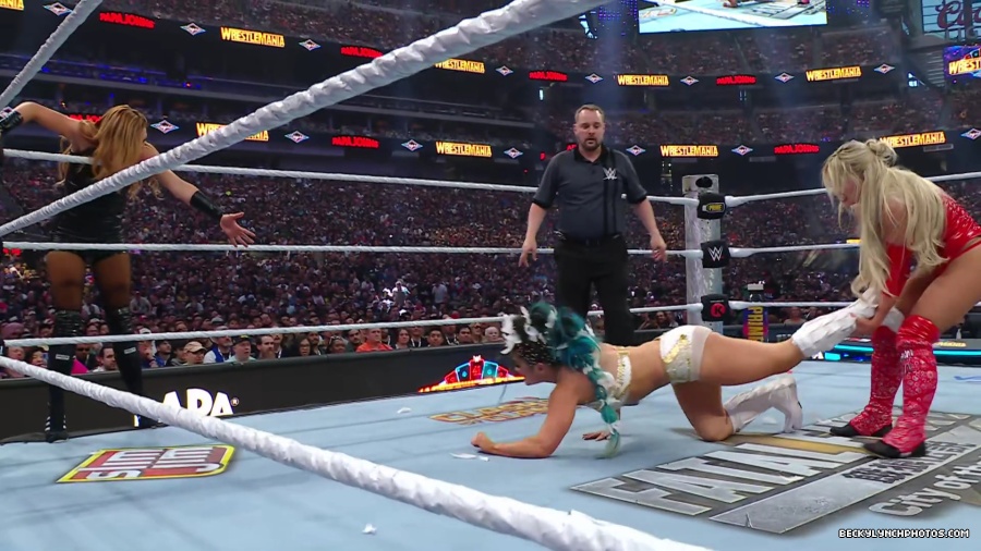 WWE_Wrestlemania_41_Sunday_Becky_Lyra_vs_Liv_Raquel5B28021640292025-06-05-18-51-235D.JPG