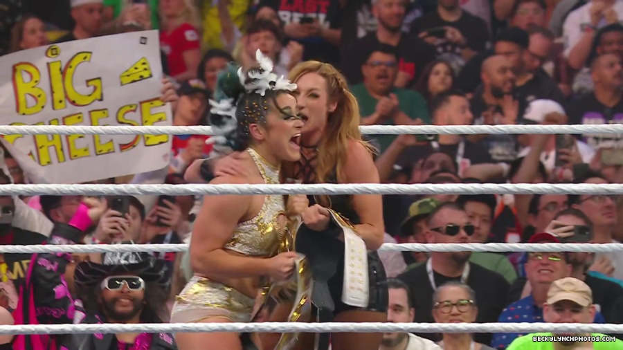 WWE_Wrestlemania_41_Sunday_Becky_Lyra_vs_Liv_Raquel5B28029768292025-06-05-18-56-095D.JPG