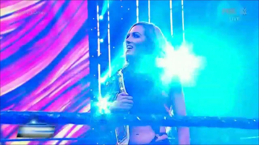 WWE_Friday_Night_SmackDown_2021_09_03_720p_HDTV_x264-NWCHD_mp4_001155821.jpg