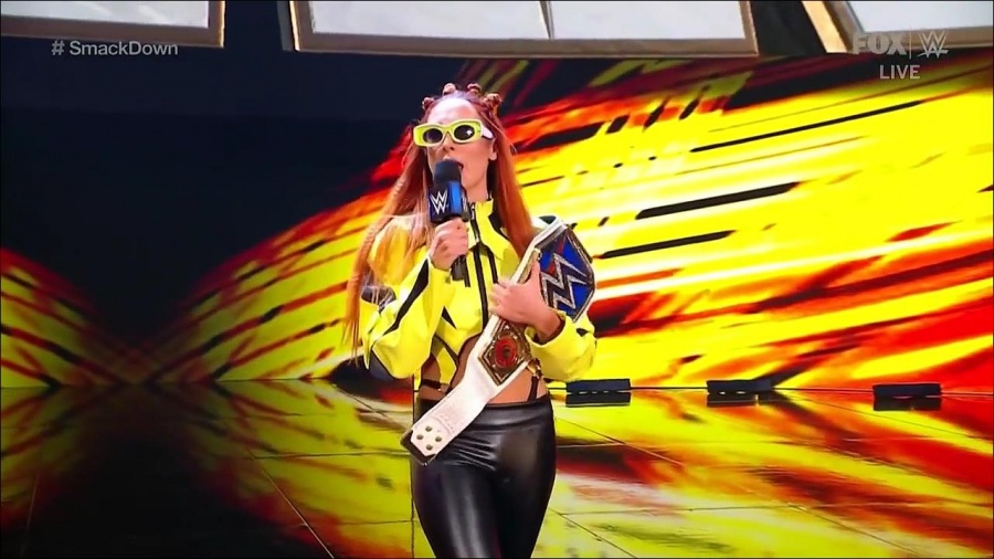 WWE_Friday_Night_SmackDown_2021_09_17_720p_HDTV_x264-NWCHD_mp4_004830083.jpg