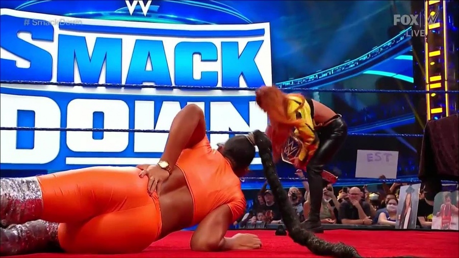 WWE_Friday_Night_SmackDown_2021_09_17_720p_HDTV_x264-NWCHD_mp4_004985438.jpg
