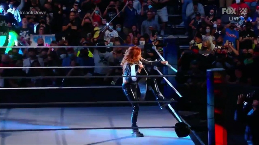 WWE_Friday_Night_SmackDown_2021_09_24_1080p_HDTV_x264-NWCHD_mp4_000110844.jpg