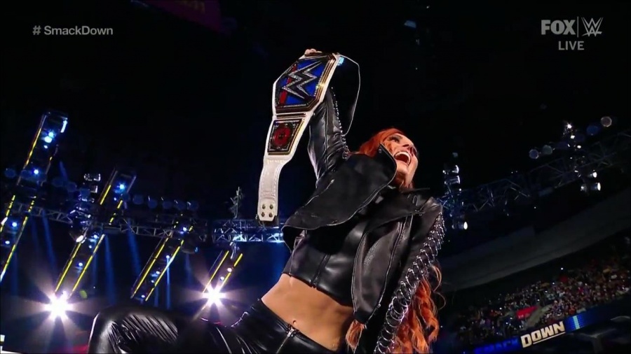 WWE_Friday_Night_SmackDown_2021_09_24_1080p_HDTV_x264-NWCHD_mp4_000113646.jpg