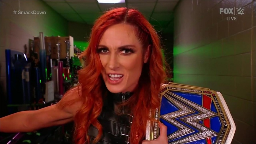 WWE_Friday_Night_SmackDown_2021_09_24_1080p_HDTV_x264-NWCHD_mp4_003948359.jpg