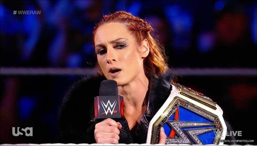 WWE_Monday_Night_Raw_2021_10_04_720p_HDTV_x264-NWCHD_mp4_000353853.jpg