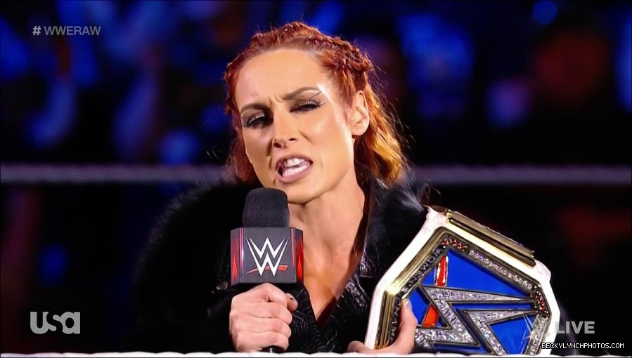 WWE_Monday_Night_Raw_2021_10_04_720p_HDTV_x264-NWCHD_mp4_000354554.jpg
