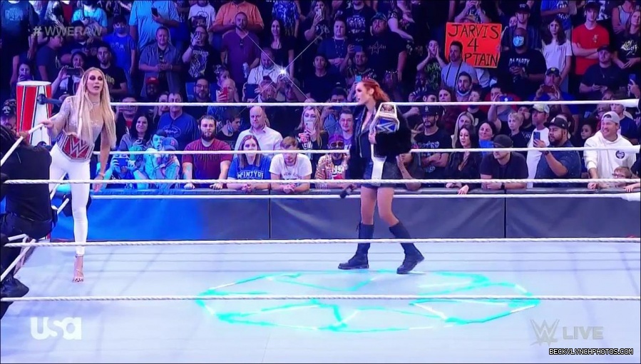 WWE_Monday_Night_Raw_2021_10_04_720p_HDTV_x264-NWCHD_mp4_000465498.jpg