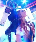 WWE_Monday_Night_Raw_2021_10_04_720p_HDTV_x264-NWCHD_mp4_000169802.jpg