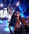 WWE_Monday_Night_Raw_2021_10_04_720p_HDTV_x264-NWCHD_mp4_000174007.jpg