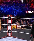 WWE_Monday_Night_Raw_2021_10_04_720p_HDTV_x264-NWCHD_mp4_000684116.jpg