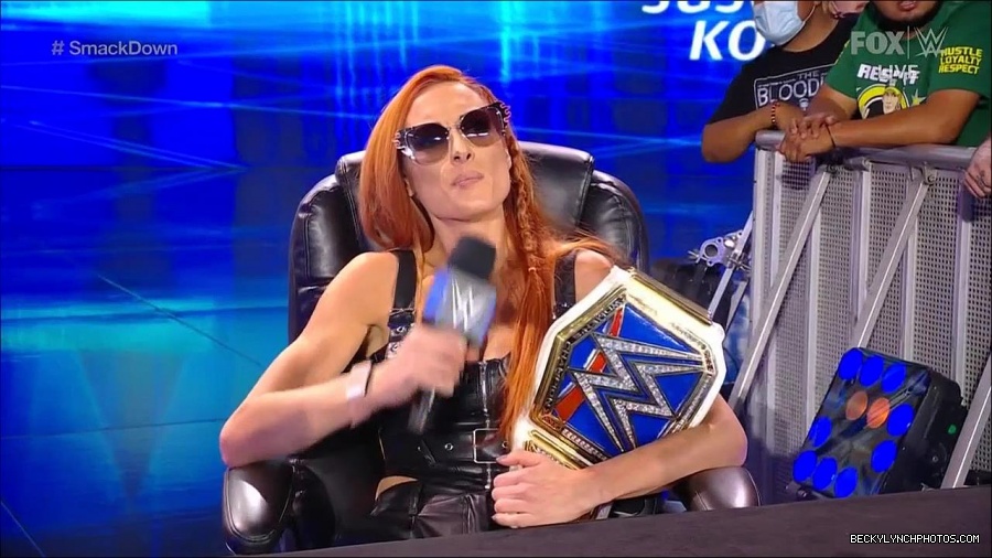WWE_Friday_Night_SmackDown_2021_10_08_720p_HDTV_x264-NWCHD_mp4_000341274.jpg