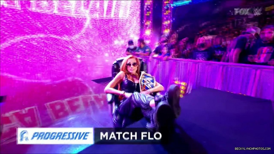 WWE_Supersized_SmackDown_2021_10_15_720p_HDTV_x264-NWCHD_mp4_004989061.jpg