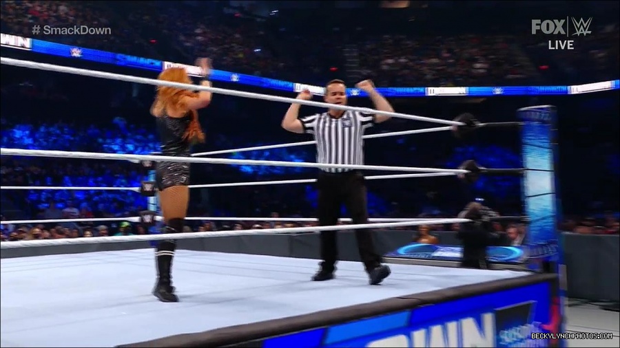 WWE_Supersized_SmackDown_2021_10_15_720p_HDTV_x264-NWCHD_mp4_005528600.jpg
