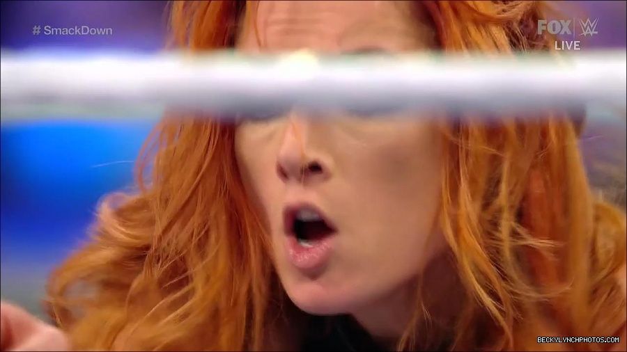 WWE_Supersized_SmackDown_2021_10_15_720p_HDTV_x264-NWCHD_mp4_005582654.jpg
