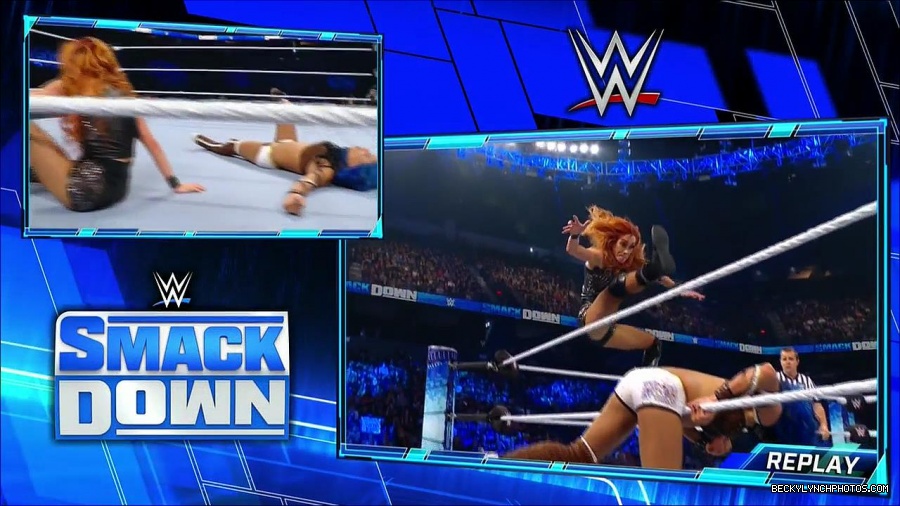WWE_Supersized_SmackDown_2021_10_15_720p_HDTV_x264-NWCHD_mp4_005708313.jpg