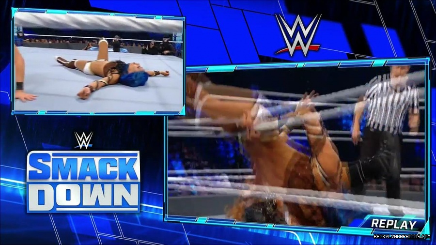 WWE_Supersized_SmackDown_2021_10_15_720p_HDTV_x264-NWCHD_mp4_005708914.jpg