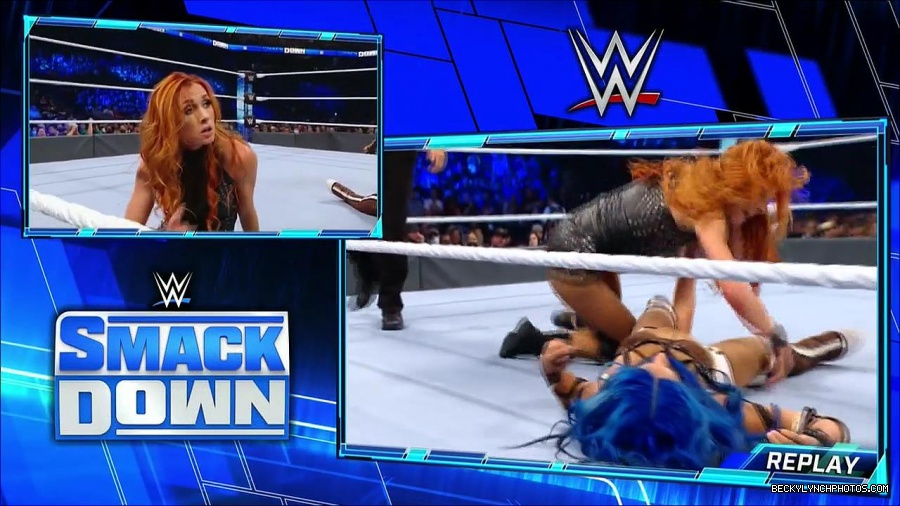 WWE_Supersized_SmackDown_2021_10_15_720p_HDTV_x264-NWCHD_mp4_005711316.jpg
