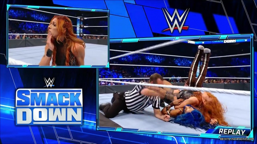 WWE_Supersized_SmackDown_2021_10_15_720p_HDTV_x264-NWCHD_mp4_005713118.jpg
