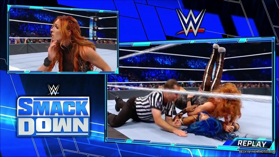 WWE_Supersized_SmackDown_2021_10_15_720p_HDTV_x264-NWCHD_mp4_005713718.jpg