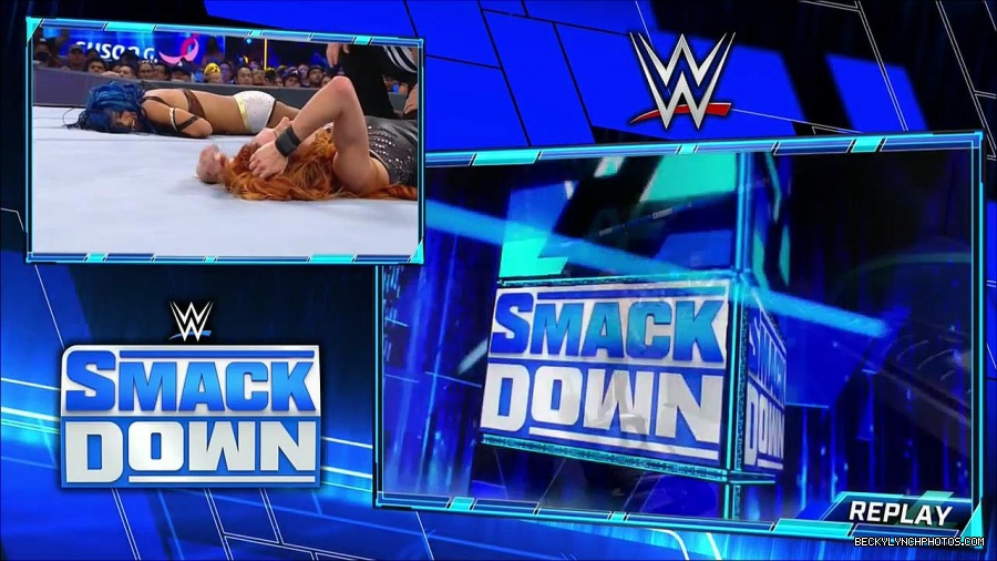 WWE_Supersized_SmackDown_2021_10_15_720p_HDTV_x264-NWCHD_mp4_006169774.jpg