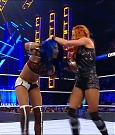 WWE_Supersized_SmackDown_2021_10_15_720p_HDTV_x264-NWCHD_mp4_006104709.jpg