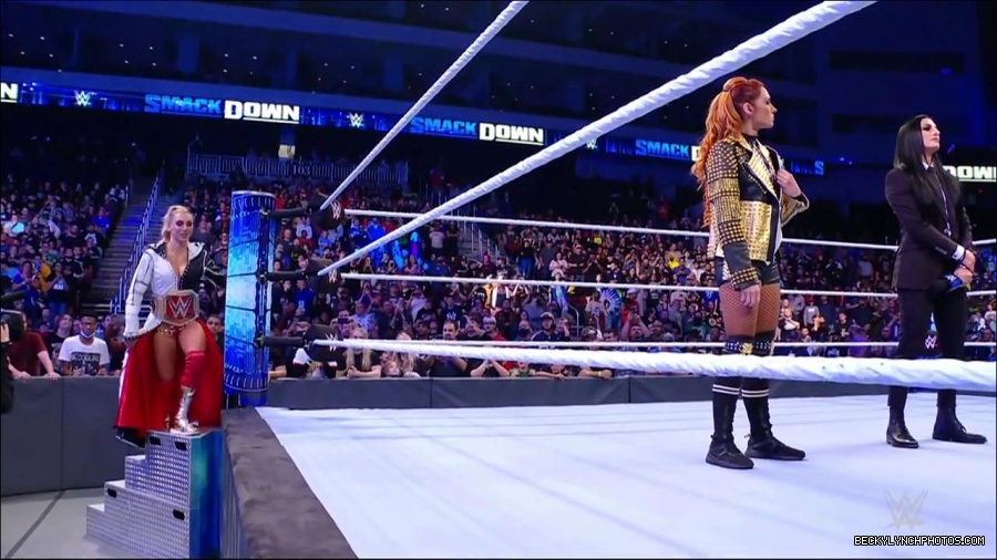 WWE_Friday_Night_SmackDown_2021_10_22_720p_HDTV_x264-Star_mkv_004889022.jpg