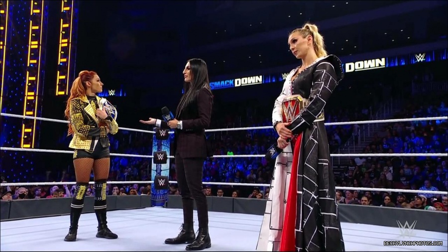WWE_Friday_Night_SmackDown_2021_10_22_720p_HDTV_x264-Star_mkv_004982416.jpg