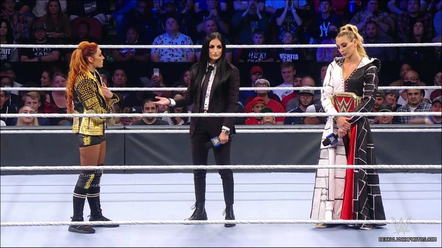 WWE_Friday_Night_SmackDown_2021_10_22_720p_HDTV_x264-Star_mkv_004984418.jpg