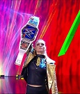 WWE_Friday_Night_SmackDown_2021_10_22_720p_HDTV_x264-Star_mkv_004638272.jpg