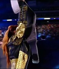WWE_Friday_Night_SmackDown_2021_10_22_720p_HDTV_x264-Star_mkv_004651485.jpg