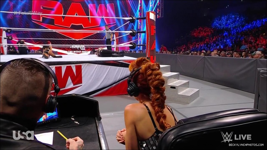 WWE_Monday_Night_Raw_2021_11_08_720p_HDTV_x264-NWCHD_mp4_005238990.jpg