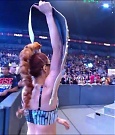 WWE_Monday_Night_Raw_2021_11_08_720p_HDTV_x264-NWCHD_mp4_004145213.jpg