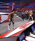 WWE_Monday_Night_Raw_2021_11_08_720p_HDTV_x264-NWCHD_mp4_004731065.jpg