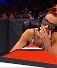WWE_Monday_Night_Raw_2021_11_08_720p_HDTV_x264-NWCHD_mp4_005094045.jpg