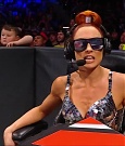 WWE_Monday_Night_Raw_2021_11_08_720p_HDTV_x264-NWCHD_mp4_005099250.jpg