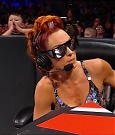 WWE_Monday_Night_Raw_2021_11_08_720p_HDTV_x264-NWCHD_mp4_005116067.jpg