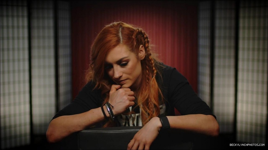 Becky_Lynch_-_The_Man_mp4_000086500.jpg