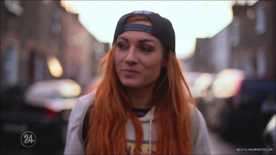 Becky_Lynch_-_The_Man_mp4_000243133.jpg