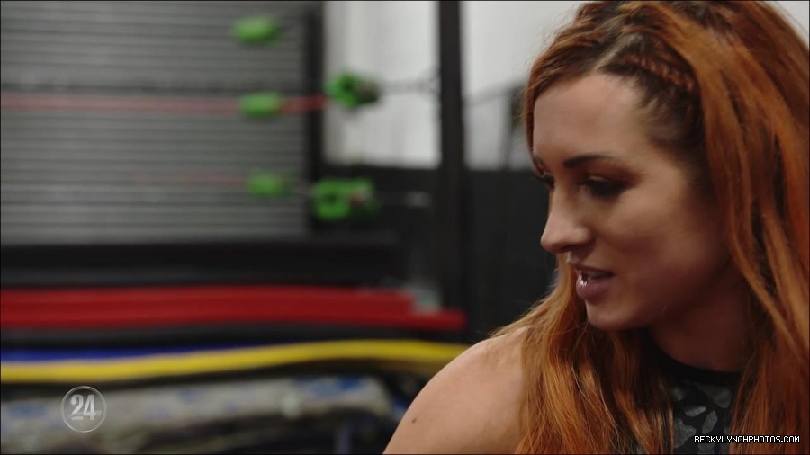 Becky_Lynch_-_The_Man_mp4_000258333.jpg