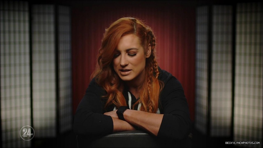 Becky_Lynch_-_The_Man_mp4_000315700.jpg