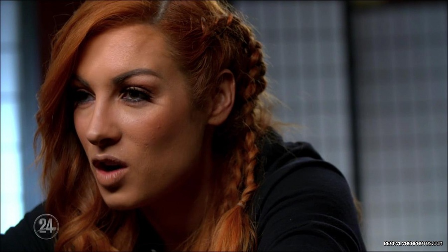 Becky_Lynch_-_The_Man_mp4_000362100.jpg