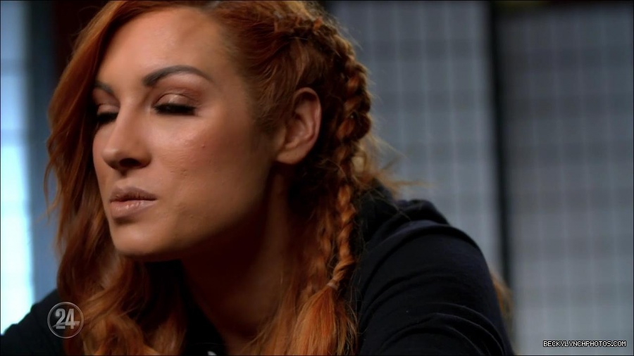 Becky_Lynch_-_The_Man_mp4_000362900.jpg