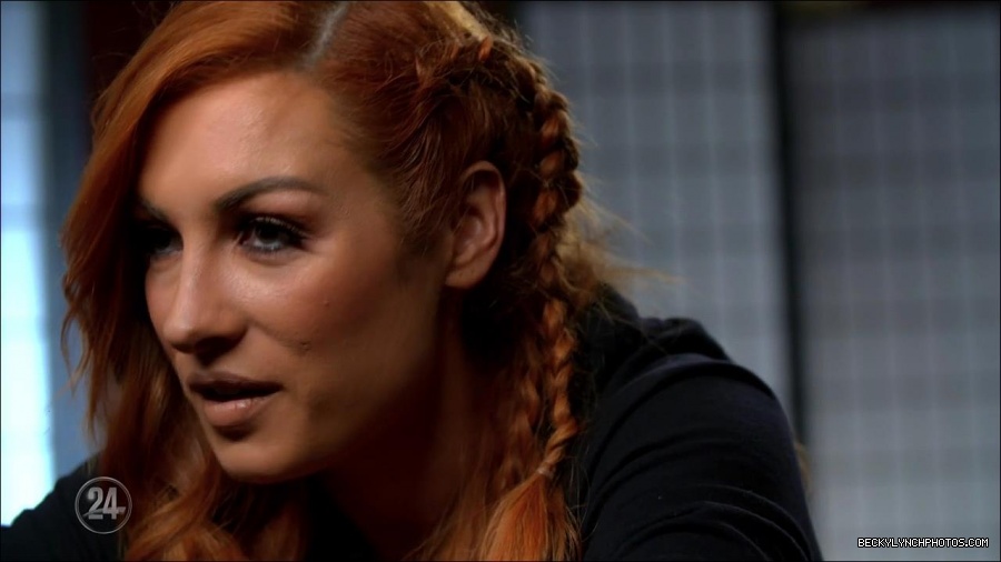 Becky_Lynch_-_The_Man_mp4_000363300.jpg