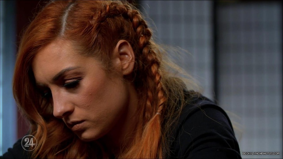 Becky_Lynch_-_The_Man_mp4_000496100.jpg